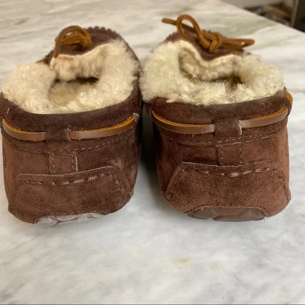 UGG Womens Shearling Lined Chocolate Brown Suede Moccasin Slippers Size 6 - Image 3