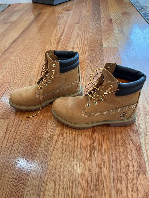 Timberland Women’s Boots - Image 2