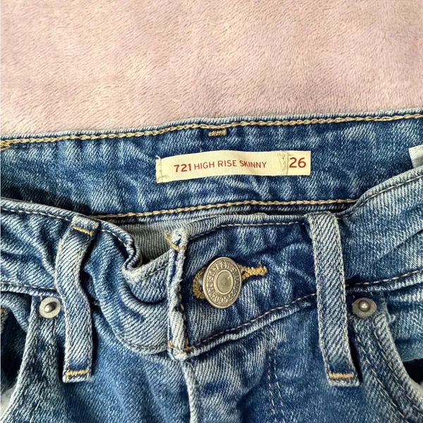 Levi's Blue Denim 721 High Rise Jeans - Image 3