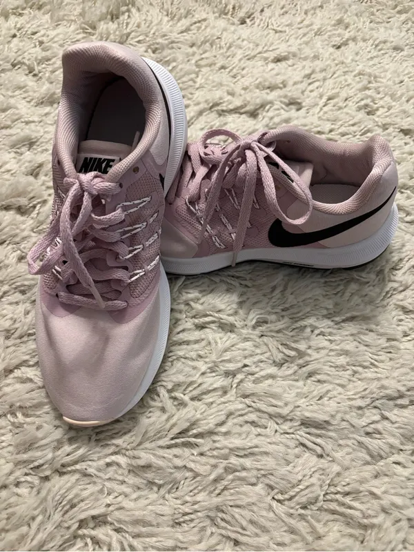 Nike “Run Swift” Women’s Size 6.5 Plum Chalk Color - Image 9