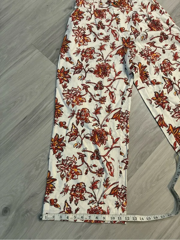 Marc New York White Pants with‎ Orange Floral Accents 55% Linen - Image 8