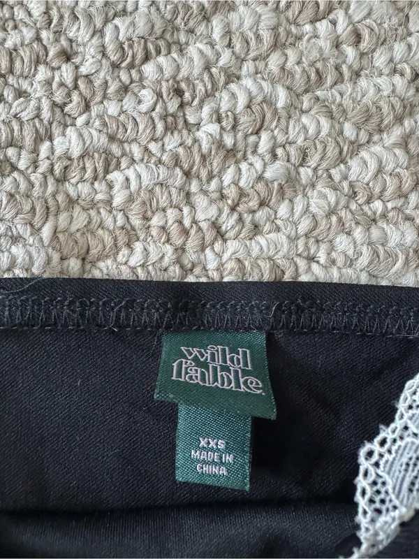 Black Cami Top with White Lace Trim - Image 4