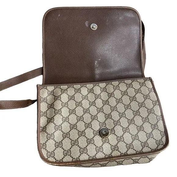 Vintage Gucci Shoulder Bag Flap Closure Classic‎ Brown Monogram - Image 5