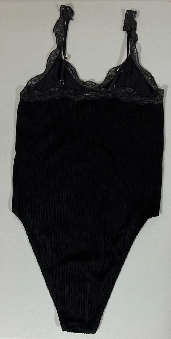 Black Solid Lace-Trim Seamless Cami Tank Top Sleeveless Bodysuit Onesie Shirt Size M 🖤 - Image 3
