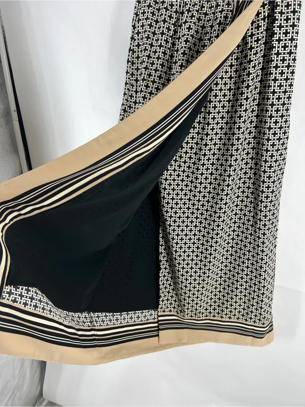 Abercrombie & Fitch Black and Cream Maxi Skirt with Geometric Print - Image 4