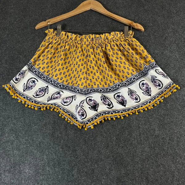 About A Girl Mustard Yellow Paisley Pom Pom Trim Boho Shorts Large 34HD0411TRM - Image 7