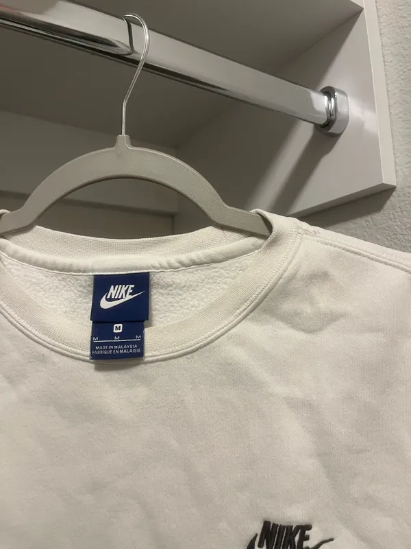 White Nike Crewneck Sweatshirt - Image 5