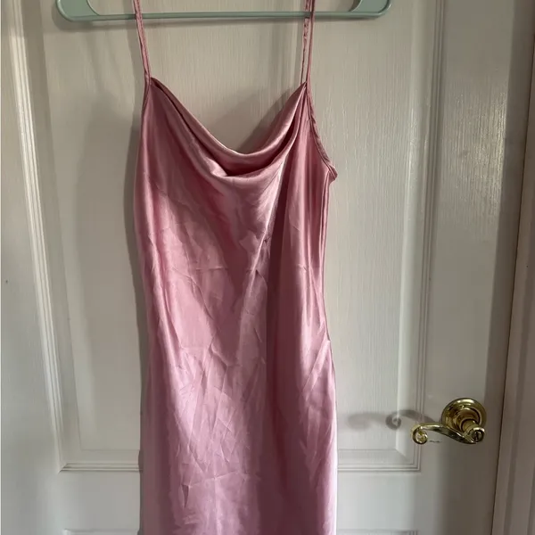 Elegant Pink Satin Dress - Image 4
