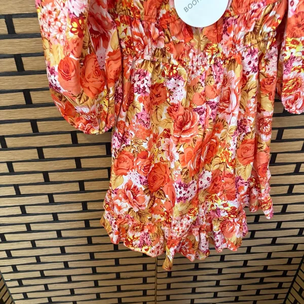 Boohoo Orange Floral Romper‎ Size 4 - Image 5