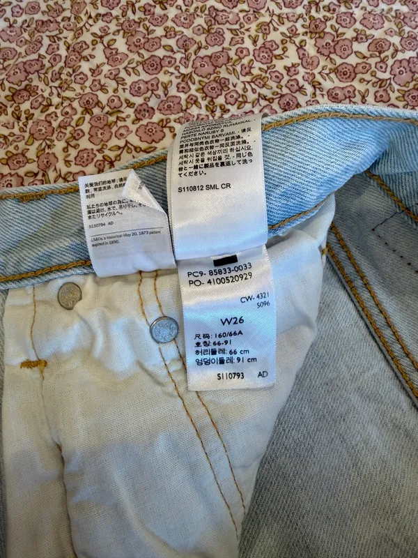 Levi’s 501 Denim Shorts - Image 4