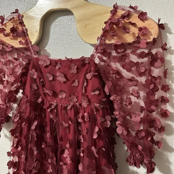 Storia Women's Size Small Square Neck Babydoll Red Floral Appliqué Mini Dress‎ - Image 2