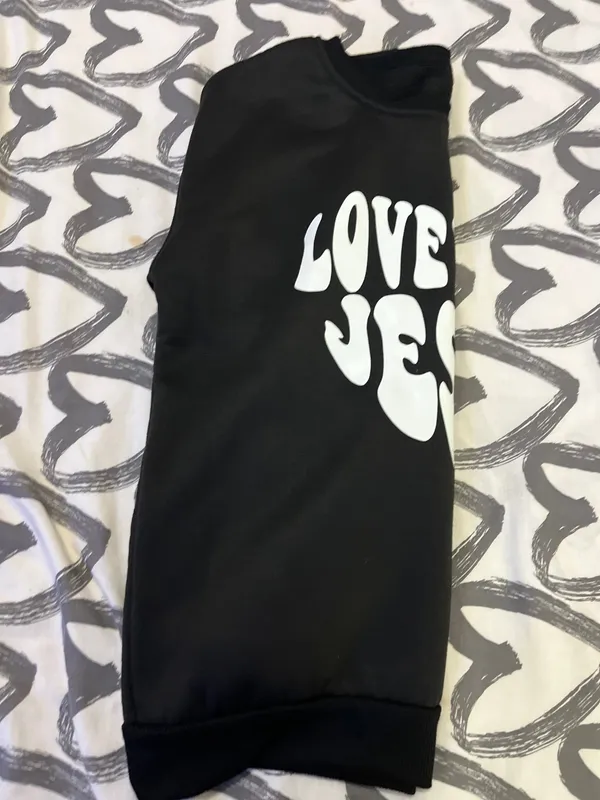Black love like Jesus sweatshirt Size M - Image 4