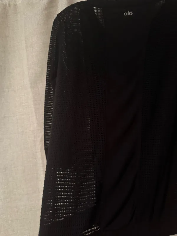 ALO Yoga | Black Mesh Shirt | M - Image 7