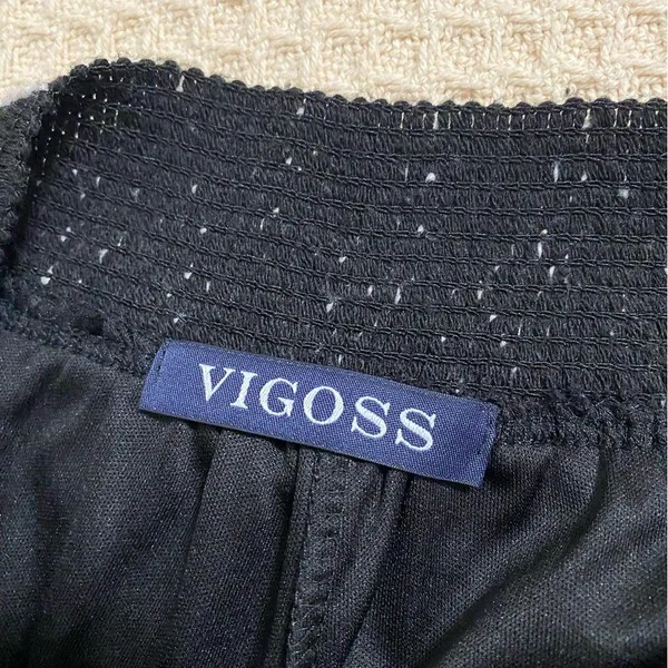 Vigoss black laced shorts - Image 2