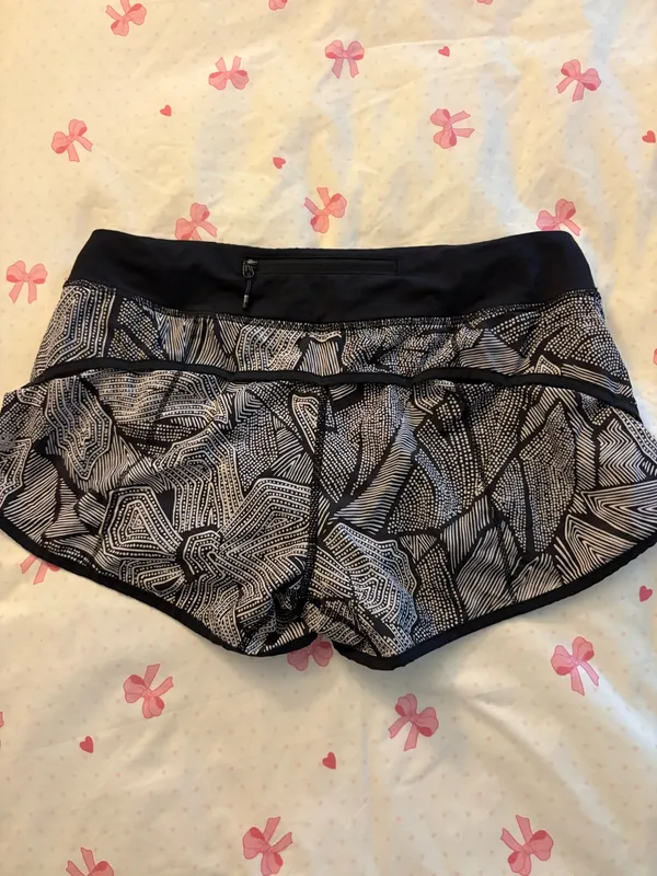 Lululemon Speed Up Shorts 2.5" - Image 2