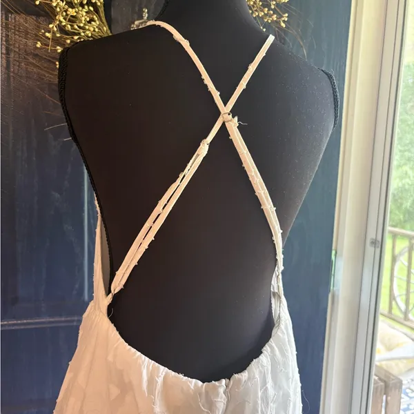 Lulu's Textured White Jumpsuit size M - Image 5