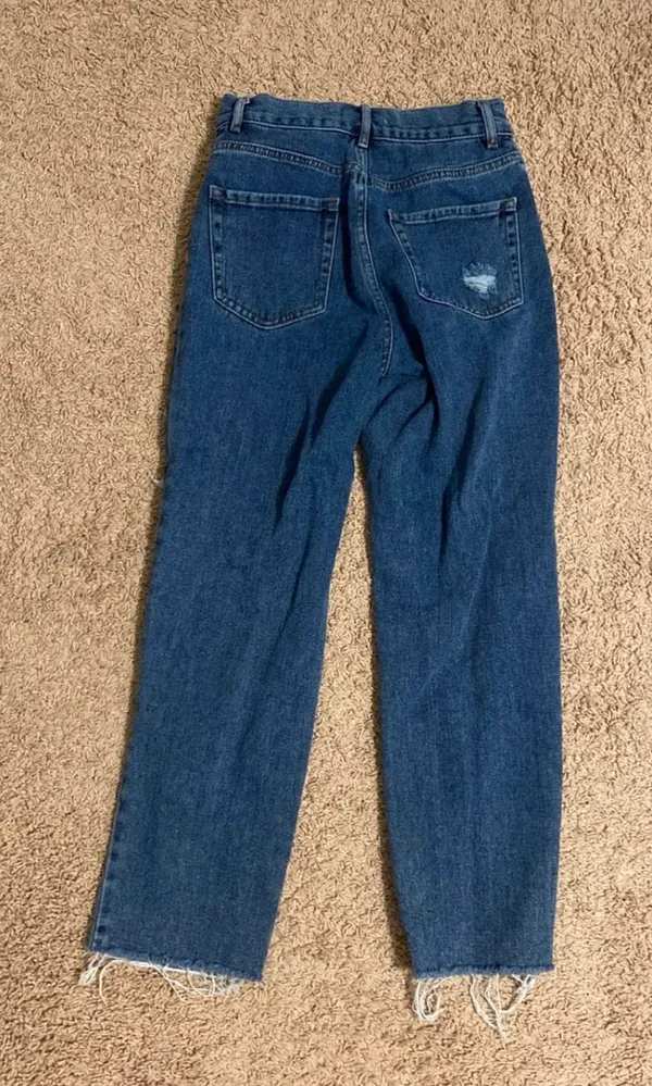 Mom Jeans - Image 3