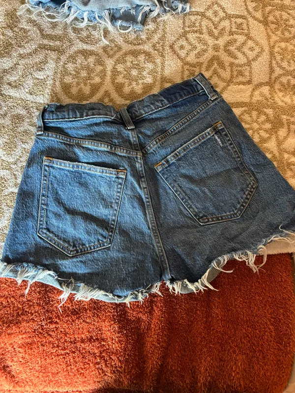 Abercrombie Mom Shorts - Image 3