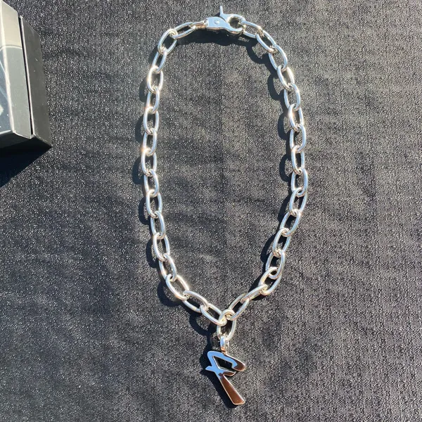 💎🩶 Vintage 1990s 90s NWT Fender Stainless Steel Silver Tone Metal Big 7 / F Pendant Chain and Necklace $19.99 🩶💎 - Image 11