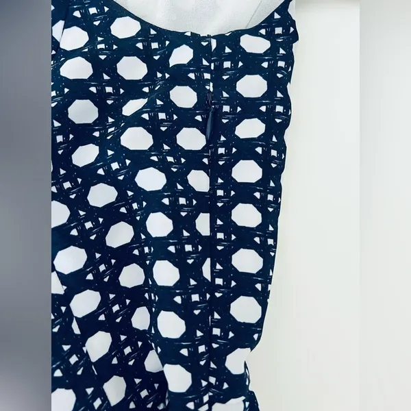 Vineyard Vines women sleeveless geometric print dress V neck 6 - Image 5