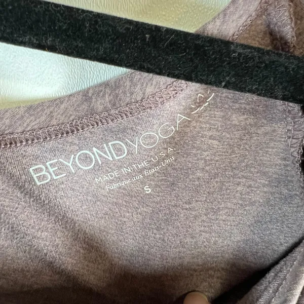 Beyond Yoga Womens Space Dye 2 Piece Set‎ Crop Top Leggings Plum Mauve Small - Image 3