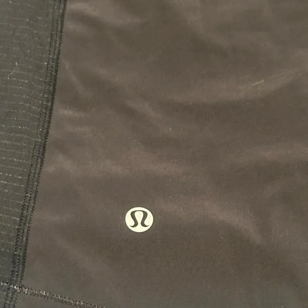 Lululemon long sleeve shirt size 12 - Image 4