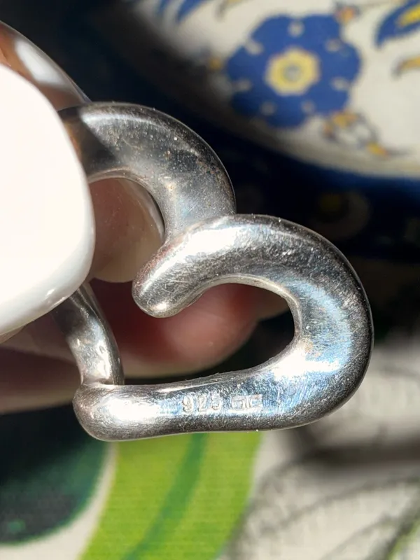 Polished Silver Heart Brooch - Classic Open Heart Pin - Image 3