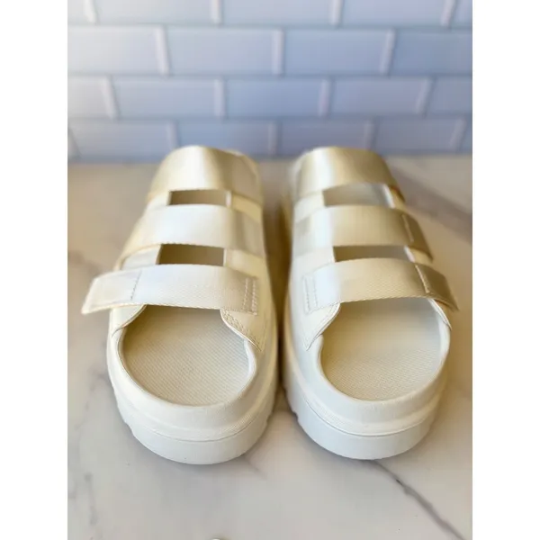 UGG GoldenGlow Platform Sandals Sea Salt Cream Womens 11 Platform‎ Slides Chunky - Image 2