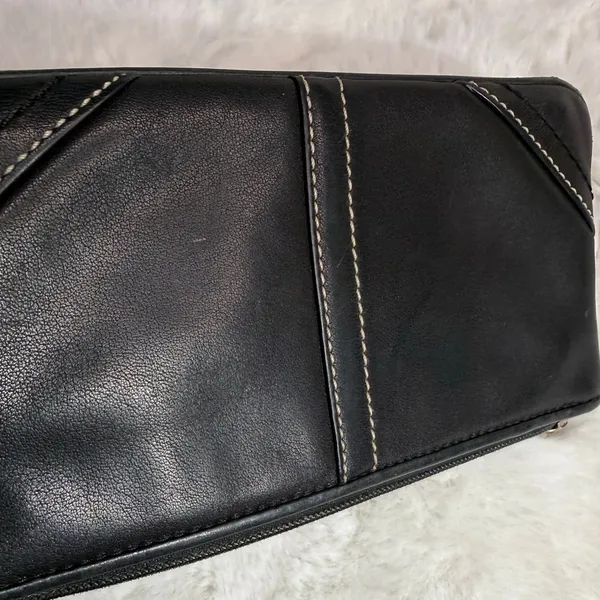 y2k COACH Black Leatherware Wristlet - Image 6