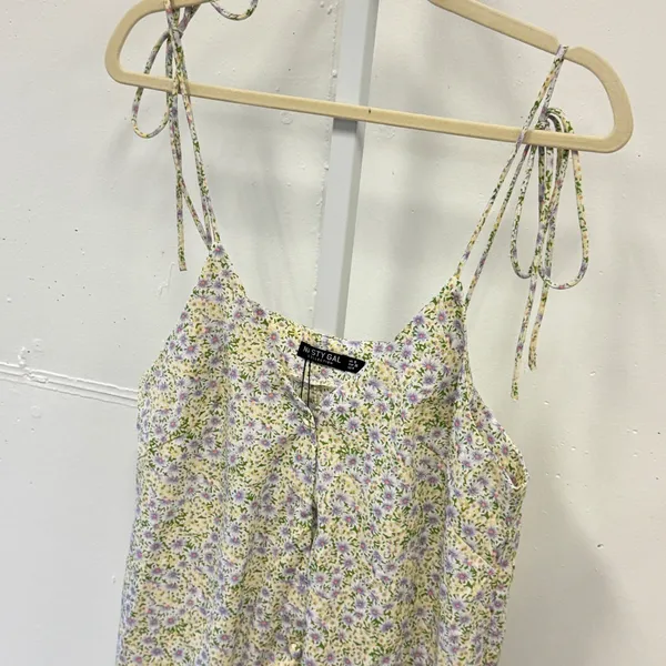 NWT Nasty Gal Petite Button Front Cami Dress Lilac Floral Tie Shoulder Mini US 4 - Image 3