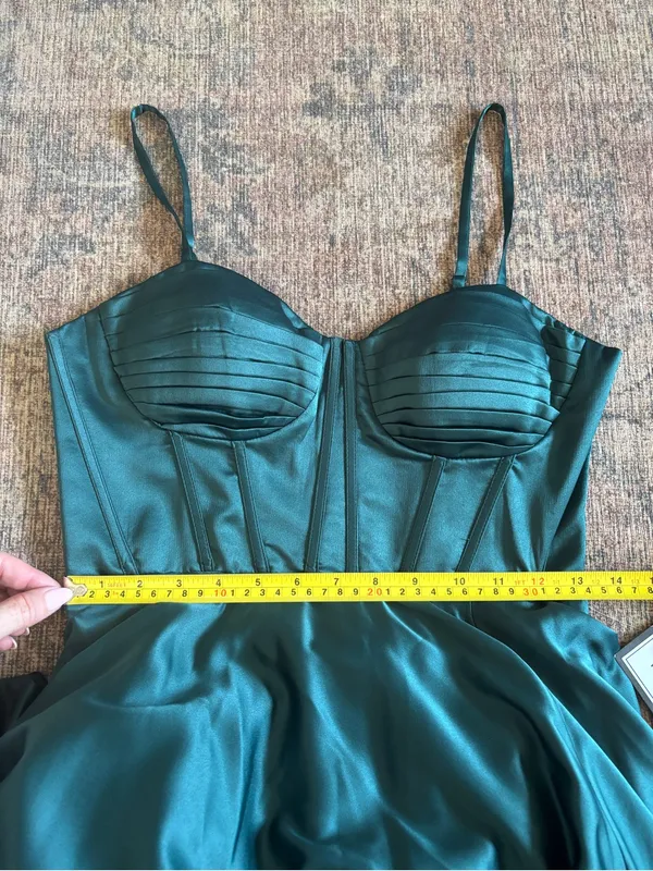 B. Darlin Hunter Emerald Green Satin Sweetheart Formal Maxi Dress with High Slit - Image 7