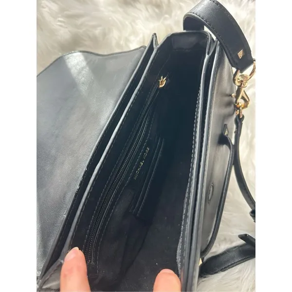 Michael Kors Cary Leather Saddle Crossbody bag Magnetic flap closure bag black h - Image 4