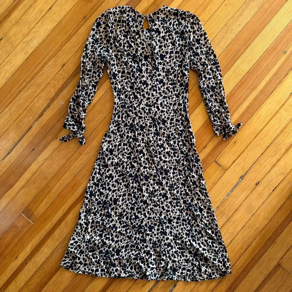 Reformation Port Midi Long Sleeve Dress in Leopard Print Size 6 - Image 4