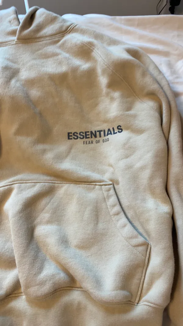 Essentials Fear of God Sweatshirt - Image 5