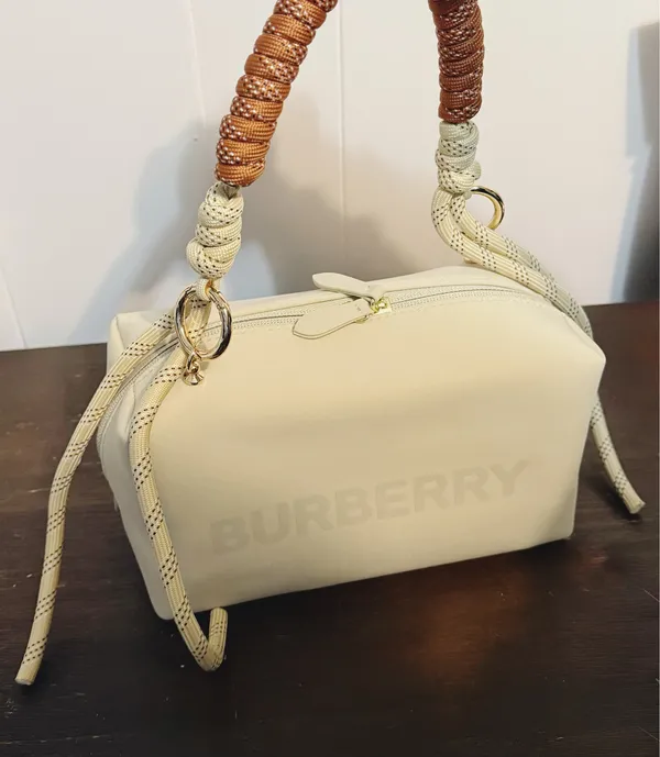 Burberry Bag - Image 3