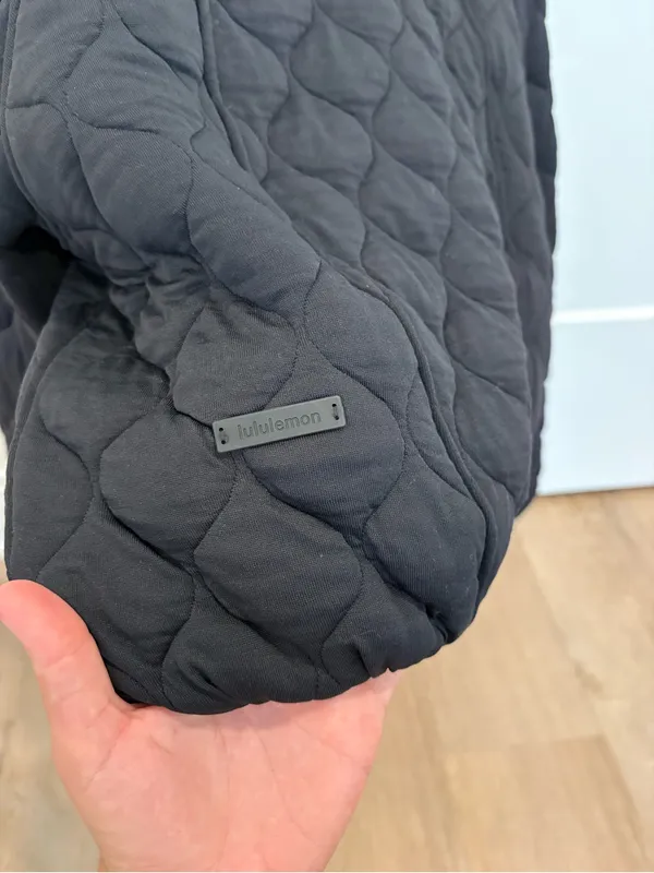 Lululemon Quilted Bomber Jacket in Black Size 6 - Image 6