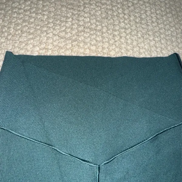 aerie 7/8 real me crossover leggings green - Image 2