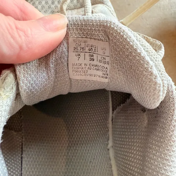 Asics White and Orange Athletic Shoes - Image 6