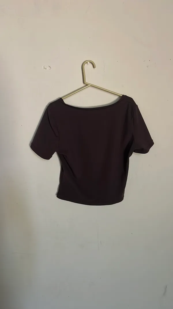 Brown Cropped Athletic Shirt Size M - Image 2