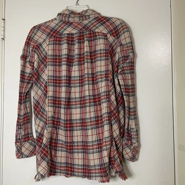 Free People Juniper Red plaid raw hem snap button front flannel shirt Small - Image 5