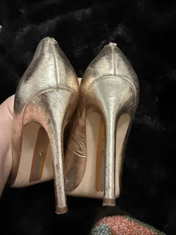 Sam Edelman Women's cracked metallic gold high heels 8.5 shoes - Image 3