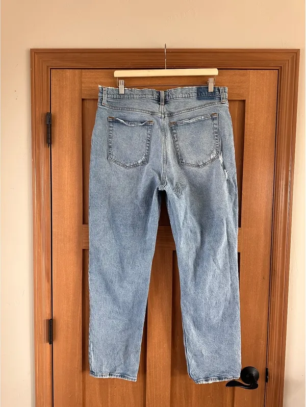 Abercrombie & Fitch The Dad Jean High Rise Distressed Women’s size 33 / 16 Reg - Image 6