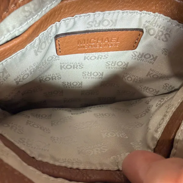 Michael‎ Kors Fulton Crossbody Bag Brown Pebbled Leather Gold Logo Bag Designer - Image 7