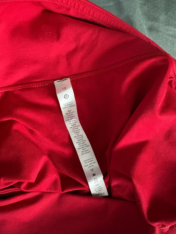 Lululemon Speed Up Shorts 2.5" High-Rise - Image 4
