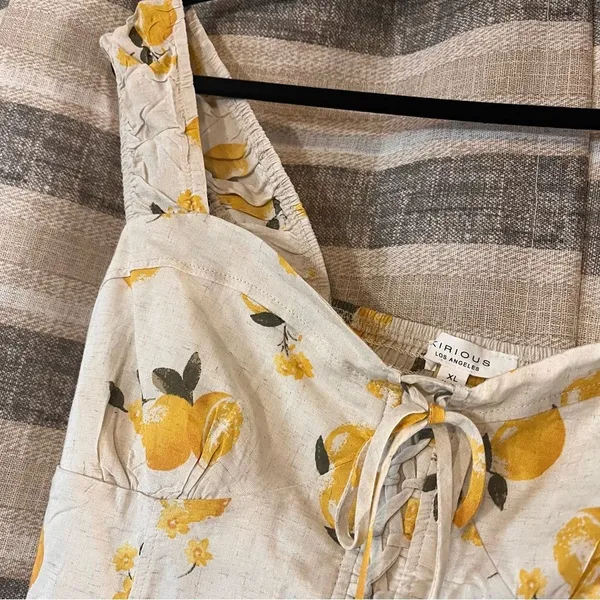 Kirious Tan Lemon Print Lace Up Crop‎ Top Size XL - Image 4