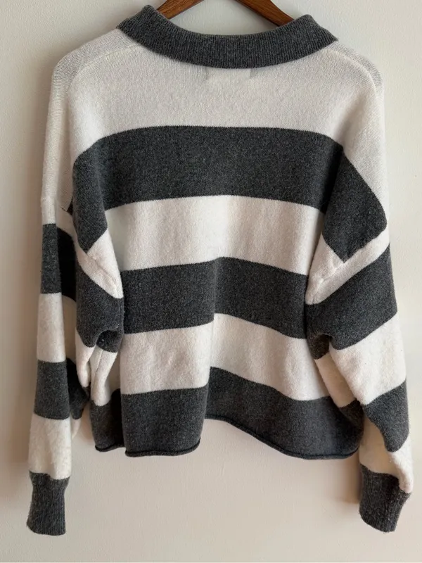 No Boundaries Striped Knit Polo Sweater Henley Grey White XL 16-18 Preppy - Image 4