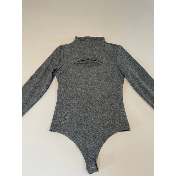 Express Bodysuit Body Contour Gray Turtleneck Size M - Image 4