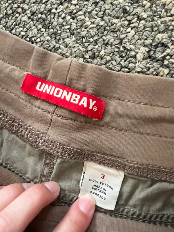 Unionbay vintage  cargo shorts - Image 3