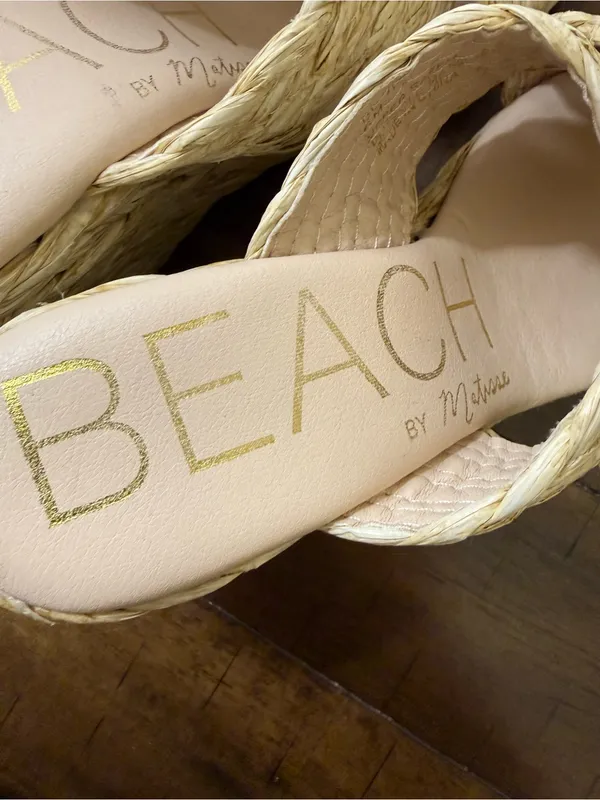 Beach by Matisse Raffia Crisscross Wedge Sandals size 6 - Image 8