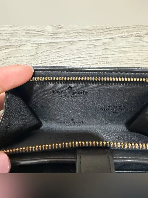 Kate Spade Black Quilted Medium Bifold Wallet - Image 10
